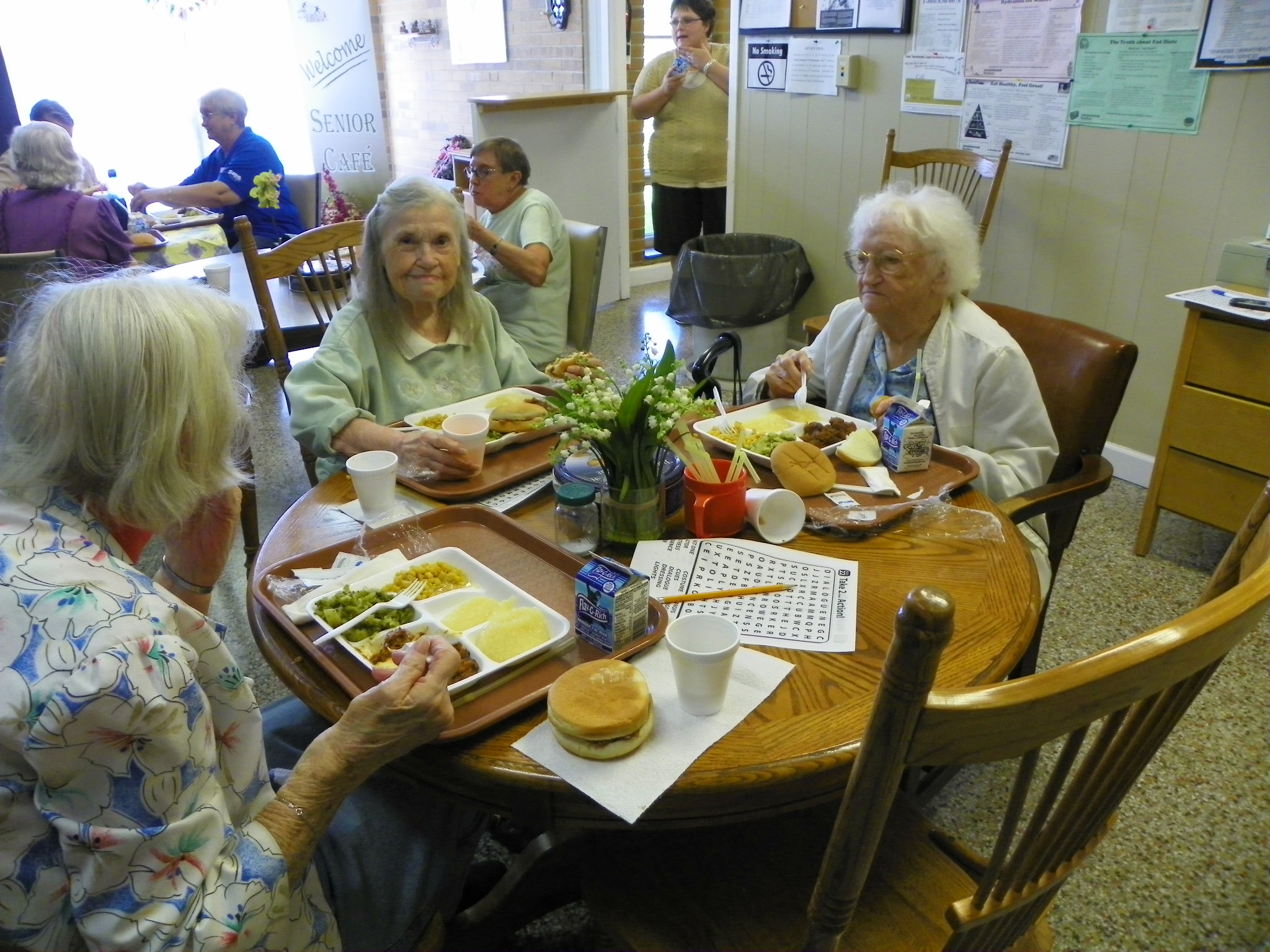 Meals in a Group Setting